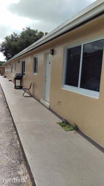 Main picture of 2721 Avenue S