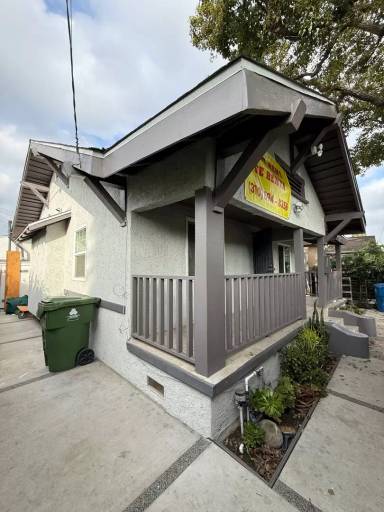 Main picture of 4411 Crocker St