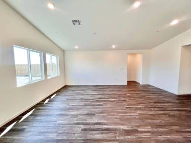 Main picture of 1814 Nettle Way