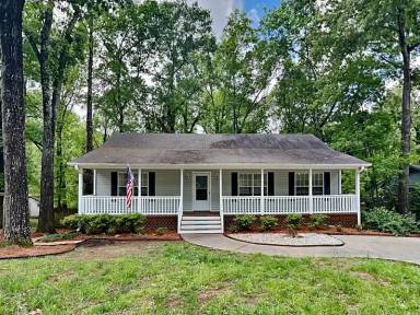 Main picture of 317 Myrtle St