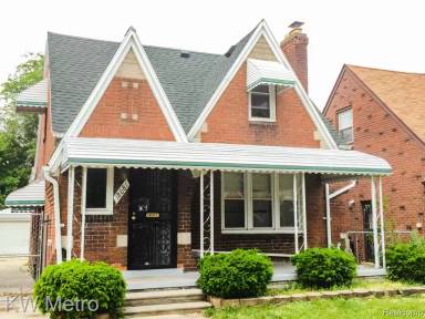 Main picture of 18025 Steel St