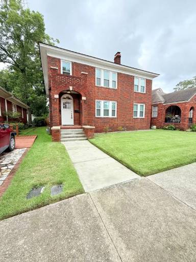 Main picture of 508 E 51st St