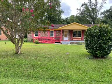 Main picture of 93 Azalea Dr