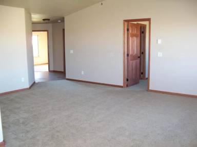 Main picture of 512 Sapphire Ln