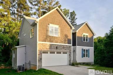 Main picture of 5048 Yusor St