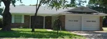Main picture of 1003 S Wisconsin St