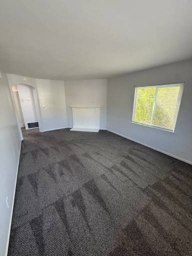 Main picture of 6333 MacArthur Blvd