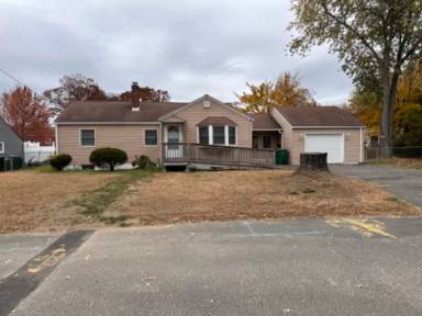 Main picture of 72 Boulay Cir