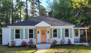 Main picture of 2925 Forest Dr