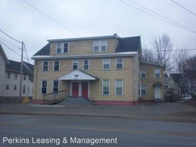 Main picture of 90 Elm St