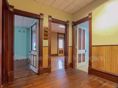 Main picture of 101 N Mill St