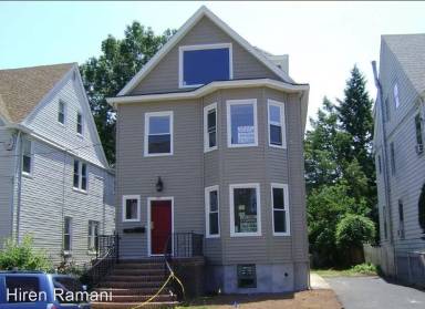 Main picture of 81 Chestnut St