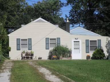 Main picture of 3302 N Gale Ave