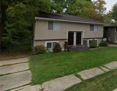 Main picture of 4434 Willoughby Rd