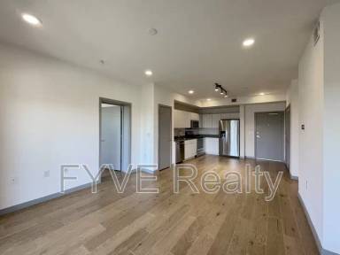 Main picture of 400 Herron Dr