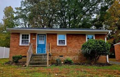 Main picture of 1041 Elwood St