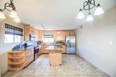 Main picture of 4415 W Palo Verde Ave