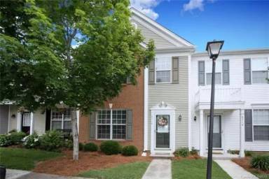 Main picture of 6716 Rothchild Dr