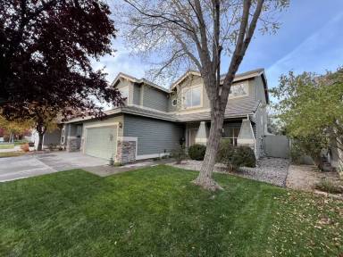 Main picture of 9530 Apache Rose Dr