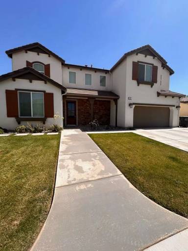 Main picture of 1821 W Corvina Ave