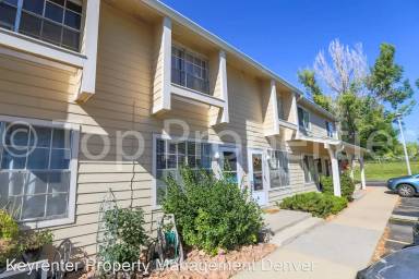 Main picture of 8945 Field St