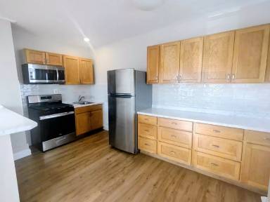 Main picture of 110 Franklin St