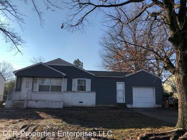 Main picture of 1538 E 51st Pl N