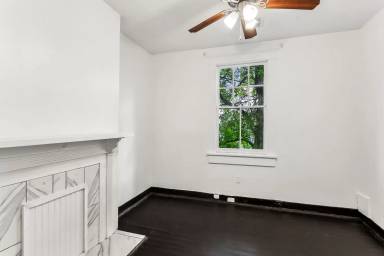 Main picture of 3323 Loyola Ave