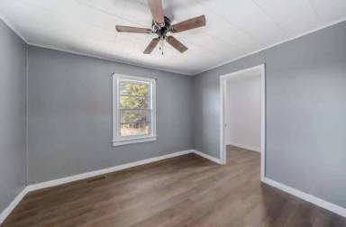 Main picture of 207 Long St