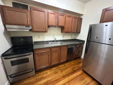 Main picture of 185 Winthrop Rd
