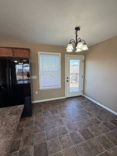 Main picture of 301 Sunrise Cv