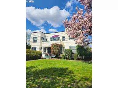 Main picture of 709 N Rosa Parks Way