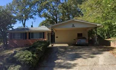 Main picture of 1206 N University Ave