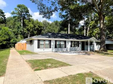 Main picture of 8903 Bernay Dr