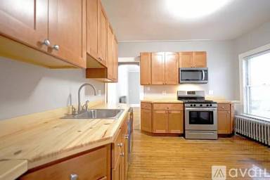 Main picture of 56 Davison St