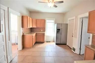 Main picture of 2933 N 6th St