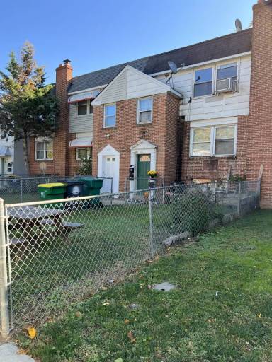 Main picture of 527 Homestead Road - B