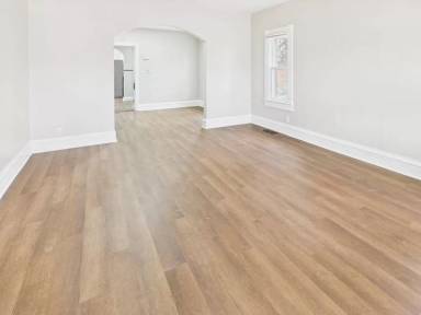 Main picture of 620 Grover St