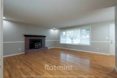 Main picture of 2508 104th Pl SE