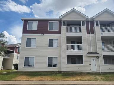 Main picture of 523 Southwest Pkwy