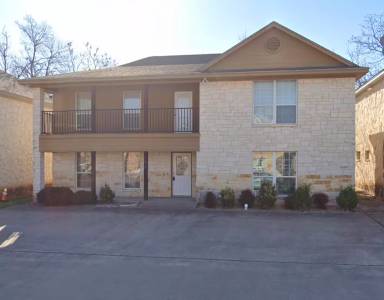 Main picture of 102 Overture Ct