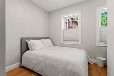 Main picture of 9 Hancock St