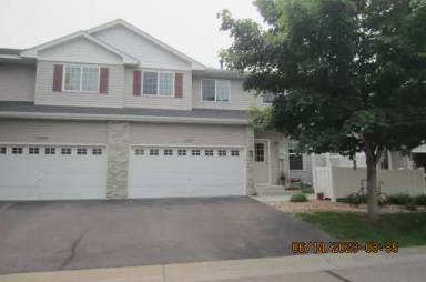 Main picture of 11397 16th St NE