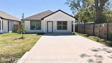 Main picture of 8146 Jeffery St