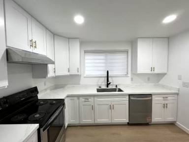 Main picture of 8715 175th Ave NE