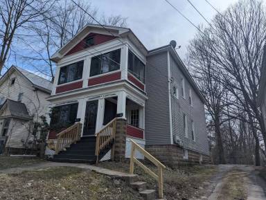 Main picture of 178 Spring St