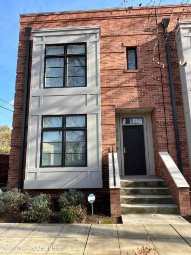 Main picture of 2739 35th St