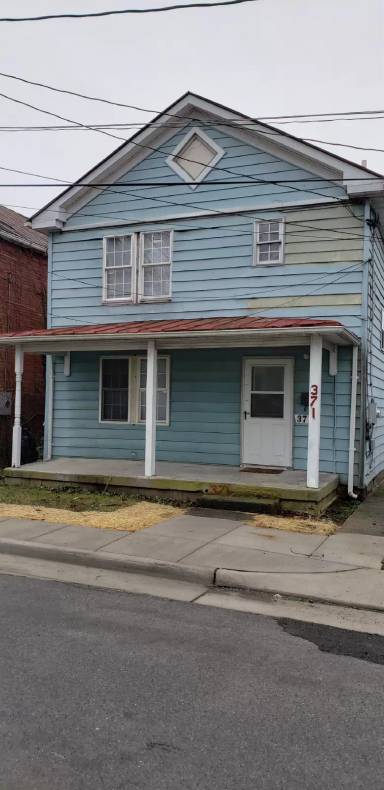 Main picture of 369 Charles St