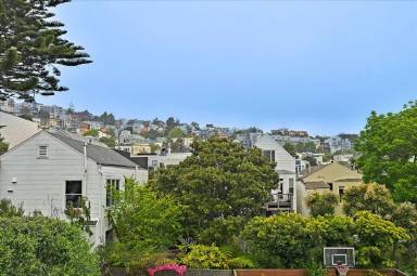 Main picture of 124 Caselli Ave