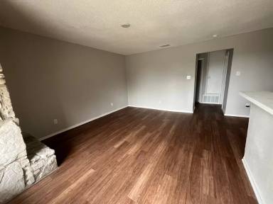 Main picture of 817 Bracewood Cir